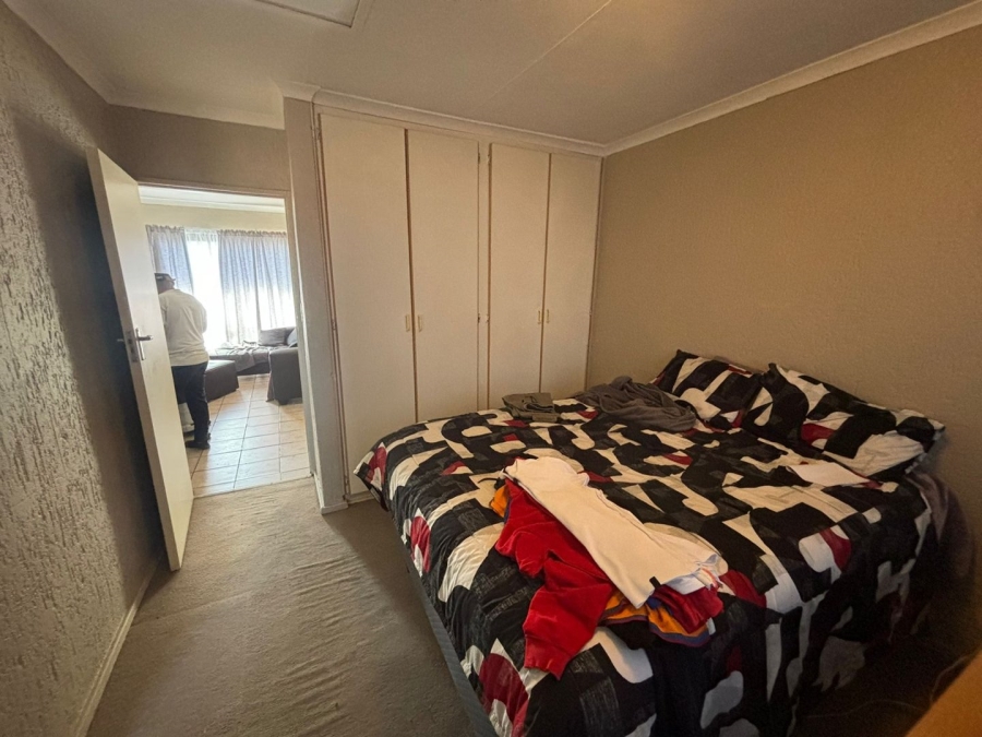 1 Bedroom Property for Sale in Pellissier Free State